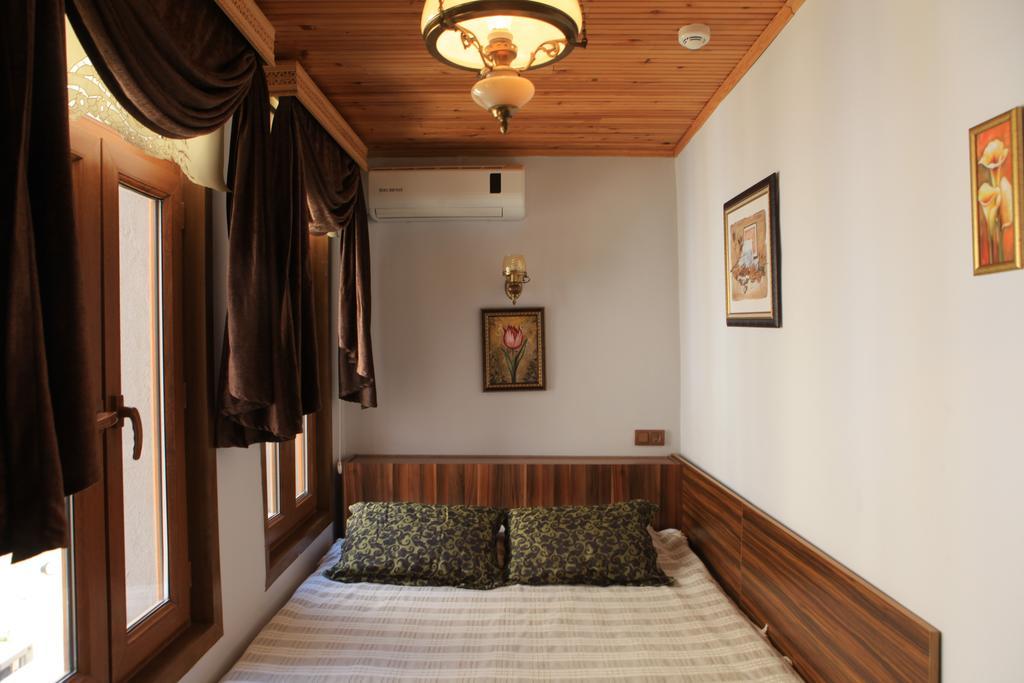 Tom Square Boutique Hotel Istanbul Exterior photo