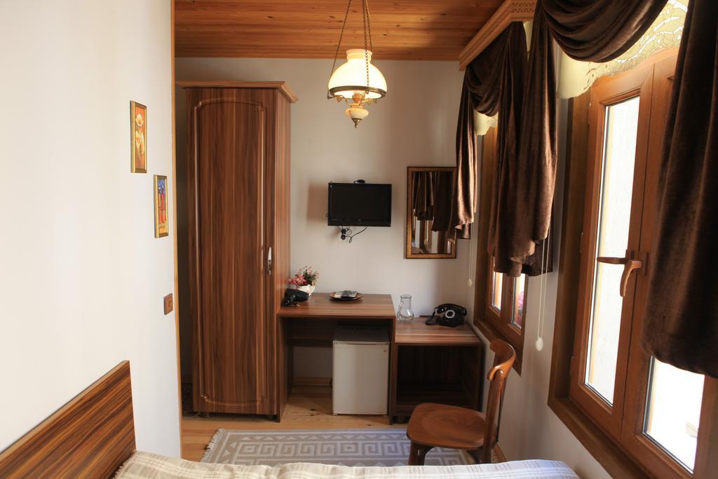 Tom Square Boutique Hotel Istanbul Exterior photo