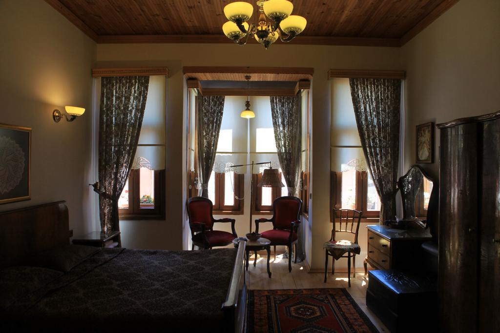 Tom Square Boutique Hotel Istanbul Exterior photo